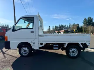 2000 Subaru Sambar EFI 4WD, 2Hi-4Hi, EL Gear, Airbag, 5MT — Polar White Kei Trucks, photo 4 of 9