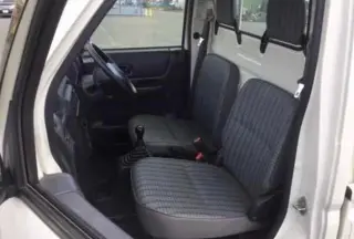 2001 Honda Acty EFI Next Gen 4WD, Mid-Engine, PS, AC, 5MT — Taffeta White Kei Trucks, photo 6 of 9