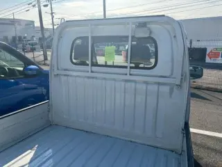 2004 Nissan Clipper Japanese Kei Truck (ac, ps) | — White 4WD Kei Trucks, photo 4 of 6