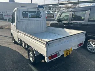2004 Nissan Clipper Japanese Kei Truck (ac, ps) | — White 4WD Kei Trucks, photo 3 of 6