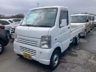2005 Suzuki Japanese Kei Truck (ac, ps) | — White 4WD Kei Trucks, photo 1 of 6