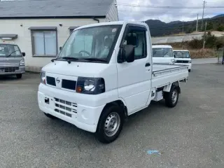 2009 Nissan Clipper Japanese Kei Truck for sale (ac, ps) — White 4WD Kei Trucks, photo 2 of 5