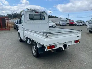 2009 Nissan Clipper Japanese Kei Truck for sale (ac, ps) — White 4WD Kei Trucks, photo 3 of 5
