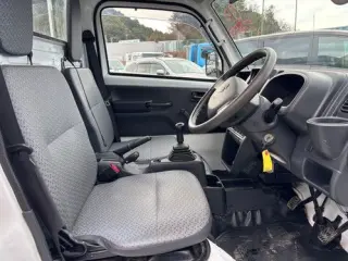 2014 Suzuki Carry Japanese Kei Truck (ac, ps) — White 4WD Kei Trucks, photo 4 of 6