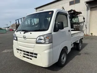 White 2019 Daihatsu Hijet Japanese Minitruck (ac, ps), 25,707 miles, KF 660cc 12-valve DOHC, stock KTD-0414 (photo 2)