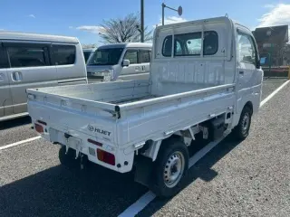 2019 Daihatsu Hijet Japanese Minitruck (ac, ps) — White 4WD Kei Trucks, photo 3 of 4