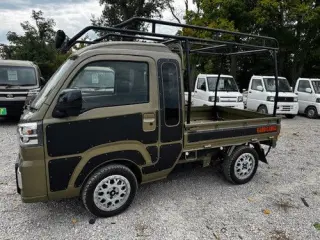 2022 Daihatsu HiJet Japanese Minitruck (ac, ps, Hard cargo — Khaki 4WD Kei Trucks, photo 2 of 6