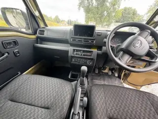 2022 Daihatsu HiJet Japanese Minitruck (ac, ps, Hard cargo — Khaki 4WD Kei Trucks, photo 6 of 6