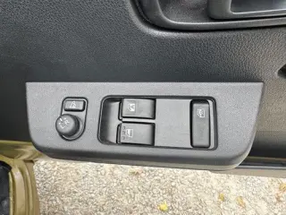 2022 Daihatsu HiJet Japanese Minitruck (ac, ps, Hard cargo — Khaki 4WD Kei Trucks, photo 5 of 5