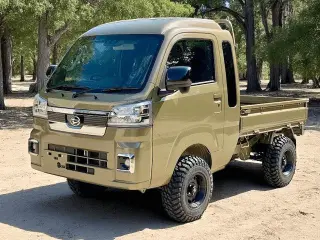 Green 2025 Daihatsu Hijet Jumbo Manual (Green), KF 660cc 12-valve EFI 3-cylinder, stock KTD-0425 (photo 2)