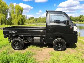 Black 2025 Daihatsu Hijet Regular Cab Auto (Orange), KF 660cc 12-valve EFI 3-cylinder, stock KTD-0441 (photo 2)