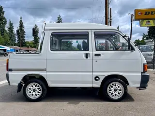 1993 Daihatsu Hi-Jet Deck Van 4WD, 2Hi-4Hi-4Lo, AC, 5MT, Rare! — Pearl White Kei Vans, photo 7 of 9