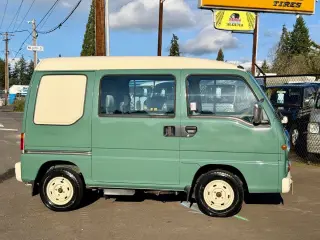 1993 Subaru Sambar Dias Classic 4WD, 2Hi-4Hi, 5MT — Green/Ivory Kei Vans, photo 8 of 9