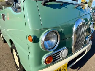 1993 Subaru Sambar Dias Classic 4WD, 2Hi-4Hi, 5MT — Green/Ivory Kei Vans, photo 9 of 9