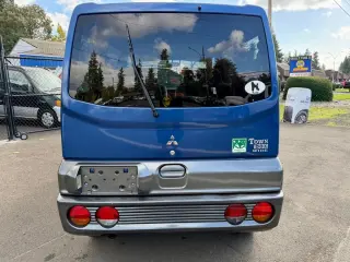 1999 Mitsubishi Town Box Wide EFI, 1100cc, 2WD, PS, PW, PL, Auto — Blue / Grey Kei Vans, photo 6 of 9