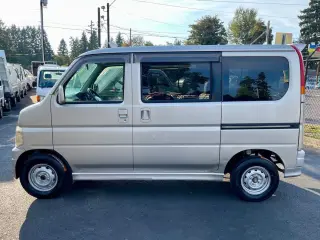 2000 Honda Vamos AWD, PS,PW,PL,AC, Airbags, Automatic — Tan Kei Vans, photo 4 of 9
