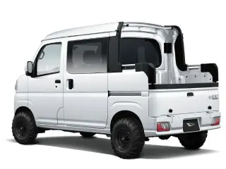 Daihatsu Hijet Deckvan Auto (White) — White 4WD Kei Vans, photo 2 of 11