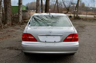 2001 Toyota Celsior Type C RWD, Fully Loaded, Auto, Like New! — Millennium Silver Metallic JDM Sedans & Sports, photo 5 of 9