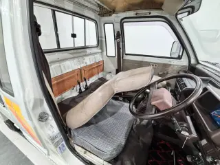 1989 Daihatsu Hijet Truck Jumbo — White 2WD Kei Trucks, photo 10 of 28