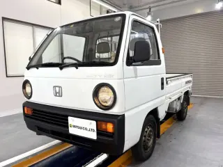 1989 Honda Acty Truck — White 2WD Kei Trucks, photo 2 of 23