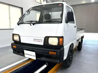 White 1990 Daihatsu Hijet Truck, 88,800 miles, EF 660 cc, stock KTD-0530 (photo 2)