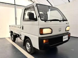 1990 Honda Acty Truck — White 4WD Kei Trucks, photo 1 of 23