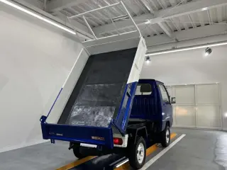 1990 Mitsubishi Minicab Dump — Blue 4WD Kei Trucks, photo 5 of 29