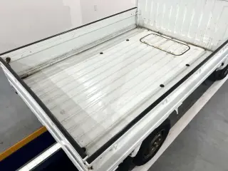 1991 Mitsubishi Minicab Truck — White 4WD Kei Trucks, photo 5 of 23