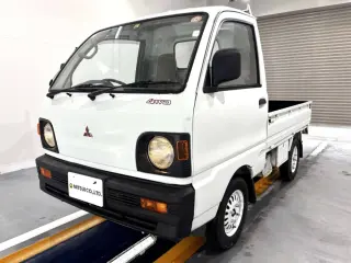 1991 Mitsubishi Minicab Truck — White 4WD Kei Trucks, photo 2 of 23