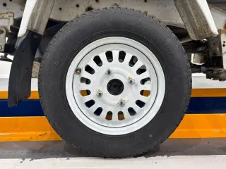 1991 Mitsubishi Minicab Truck — White 4WD Kei Trucks, photo 14 of 23