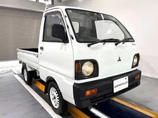 1991 Mitsubishi Minicab Truck — White 4WD Kei Trucks, photo 1 of 23