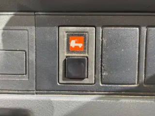 White 1992 Honda Acty Truck, 5-Speed Manual, imported kei truck, stock KTD-0544 (photo 12)