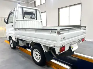 1992 Mitsubishi Minicab Truck — White 4WD Kei Trucks, photo 3 of 24