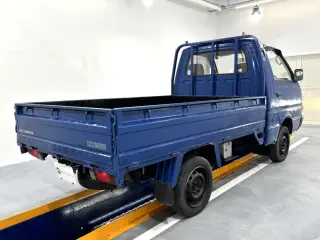 Blue 1992 Nissan Vanette Truck, 5-Speed Manual, imported Japanese import, stock KTD-0548 (photo 4)