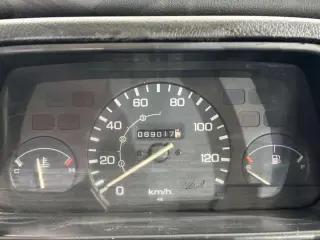 White 1993 Honda Acty Truck, 5-Speed Manual, imported kei truck, stock KTD-0552 (photo 8)