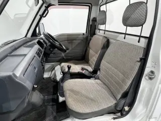 White 1993 Honda Acty Truck 4WD kei truck for sale, stock KTD-0555 (photo 9)