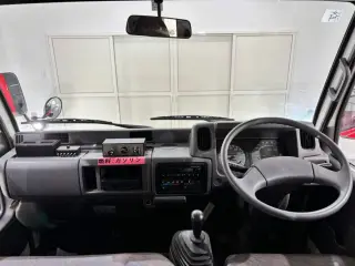 1993 Nissan Atlas Truck — Red 2WD Other JDM Imports, photo 8 of 29