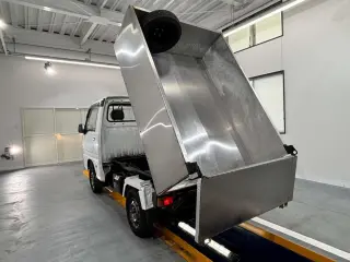 1993 Subaru Sambar Truck Dump — White 4WD Kei Trucks, photo 3 of 29