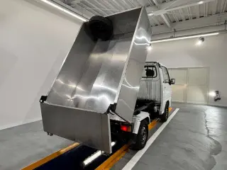 1993 Subaru Sambar Truck Dump — White 4WD Kei Trucks, photo 5 of 29