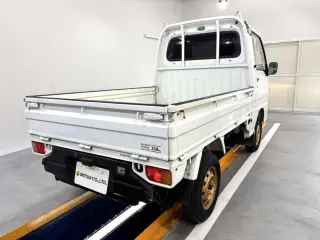 1993 Subaru Sambar Truck — White 4WD Kei Trucks, photo 4 of 24