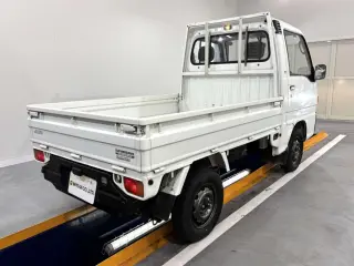 1993 Subaru Sambar Truck — White 4WD Kei Trucks, photo 4 of 25