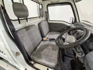 1993 Subaru Sambar Truck — White 4WD Kei Trucks, photo 10 of 25