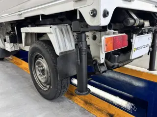 1993 Suzuki Carry Dump — White 2WD Kei Trucks, photo 27 of 42