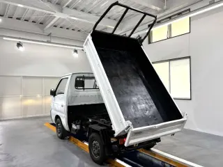 1993 Suzuki Carry Dump — White 2WD Kei Trucks, photo 3 of 30