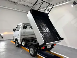 1993 Suzuki Carry Dumpcarry Truck, Kei Truck / Mini Truck, right-hand drive Japanese import, stock KTD-0571 (photo 3)