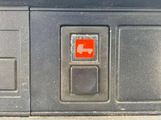 1994 Honda Acty Truck — White 4WD Kei Trucks, photo 12 of 25