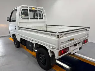1994 Honda Acty Truck, Kei Truck / Mini Truck, right-hand drive Japanese import, stock KTD-0586 (photo 3)