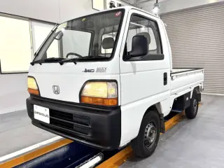 1994 Honda Acty Truck — White 4WD Kei Trucks, photo 2 of 25