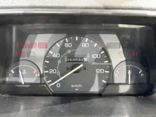 1994 Honda Acty Truck — White 4WD Kei Trucks, photo 8 of 25