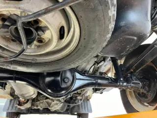 White 1994 Mitsubishi Minicab Truck 4WD kei truck for sale, stock KTD-0589 (photo 21)